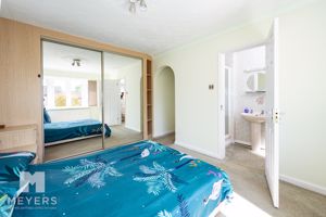 Photo 14- click for photo gallery